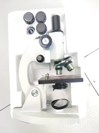 Microscopio KONUS COLLEGE 600X