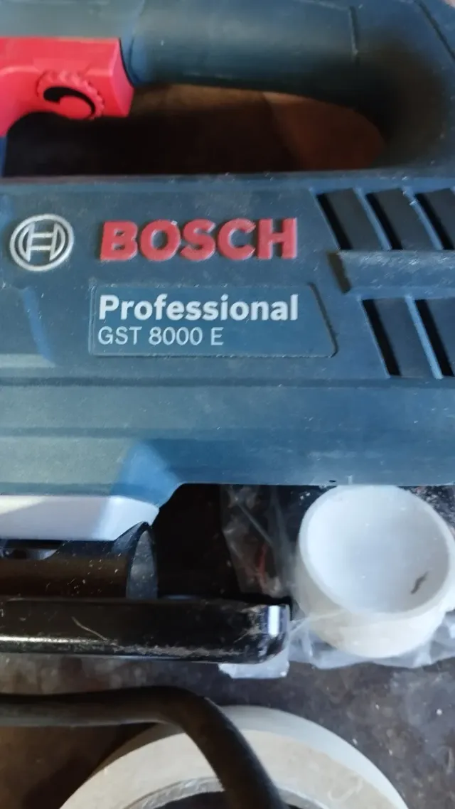 Caladora Bosch Professional GST 8000 E