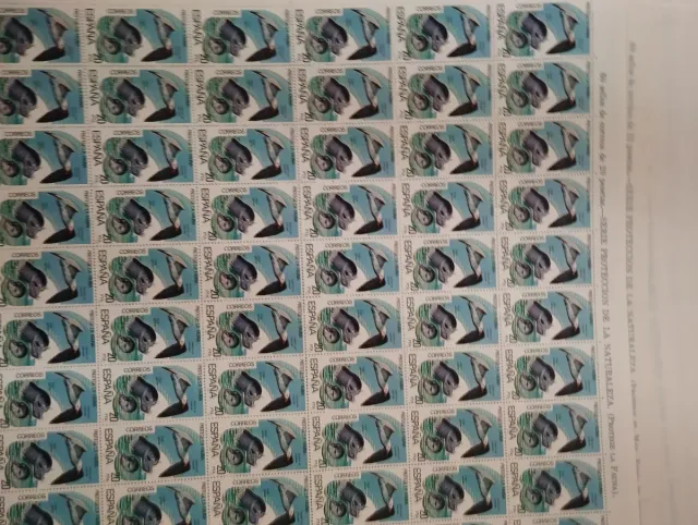 Sellos de los años 70 un lote de un mil sellos