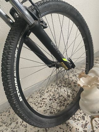 Bicicleta B'TWIN MTB Aluminio