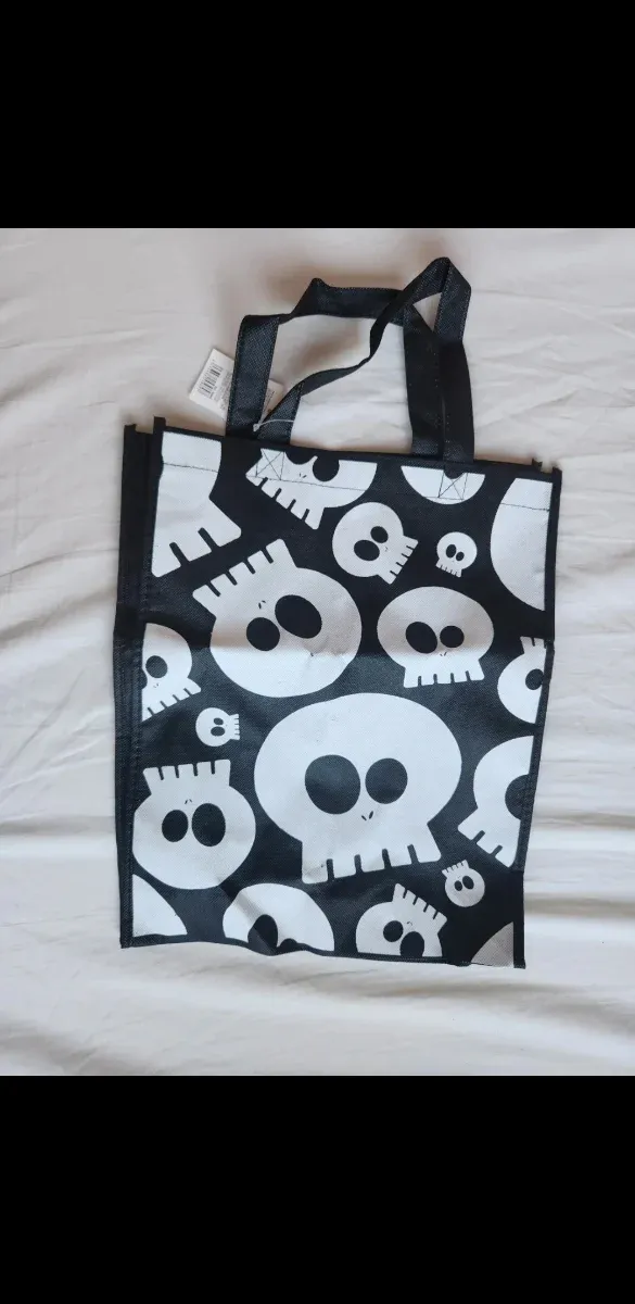 Bolsa de Halloween con calaveras