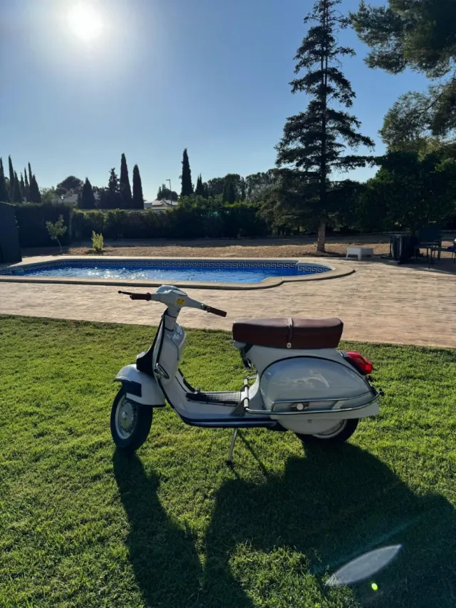 Vespa classic 1969