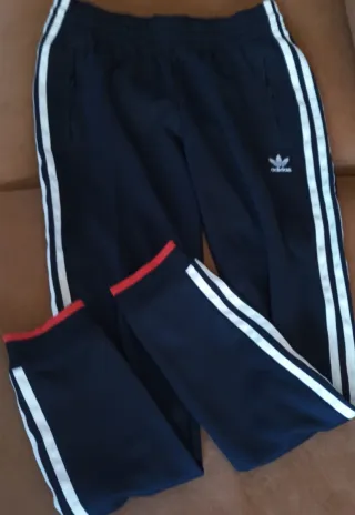 Pantalón chándal Adidas unisex negro y rojo