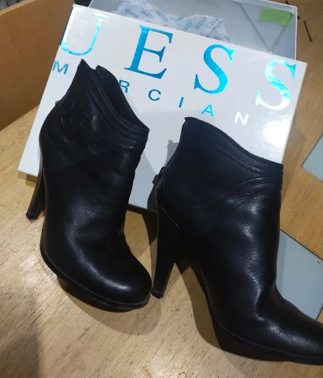 Botines Guess Mujer