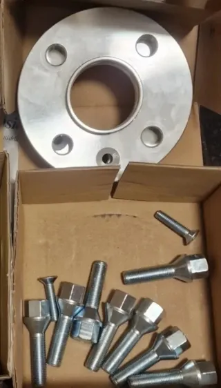 Distanziali 12mm per 500 Abarth