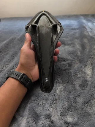 Sillín de bicicleta negro Fi'zi:k