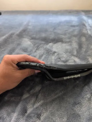 Sillín de bicicleta negro Fi'zi:k