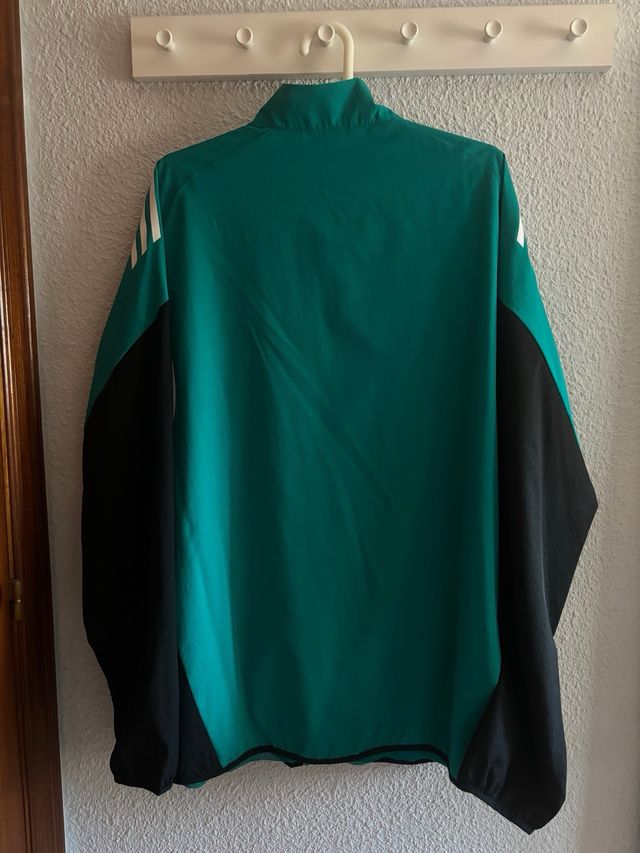 Chaqueta Adidas Liverpool talla XXL