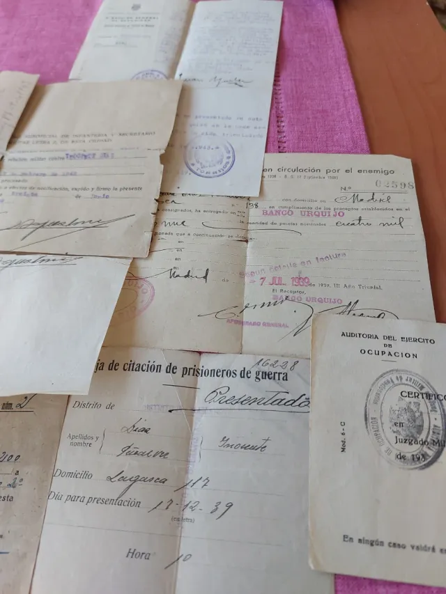 Lote documentos Guerra Civil - Prisionero consejo