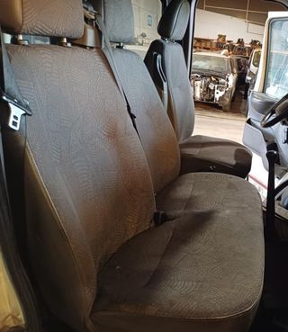 Asientos Delanteros Ford Transit Furgón 2.4 TD