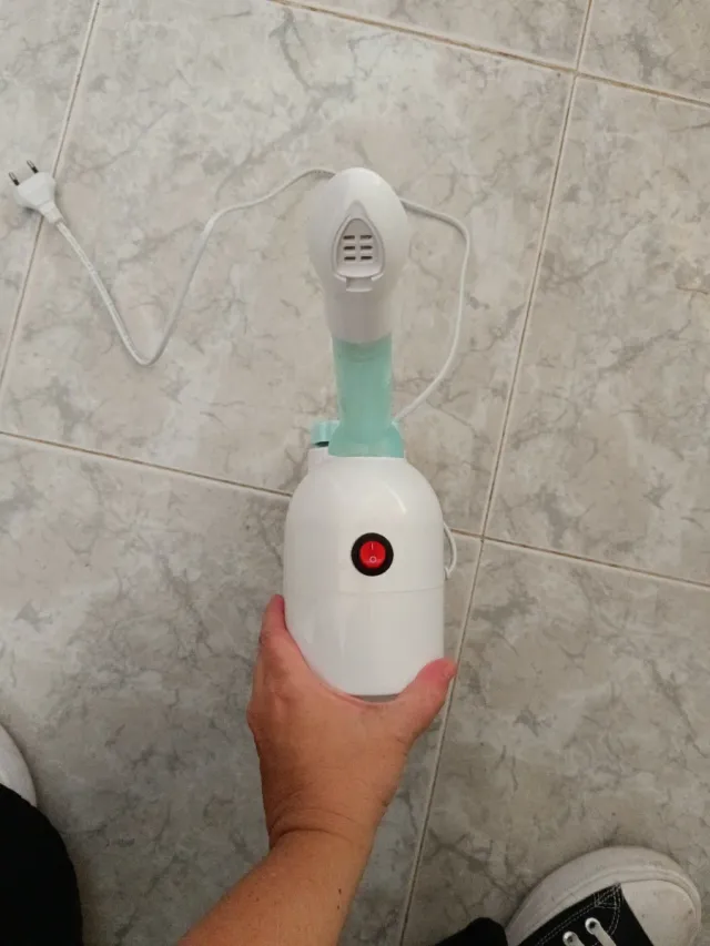 Vaporizzatore facciale elettrico per pulizia