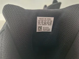 Botas Adidas GSG 9.2 Talla 46 Negras