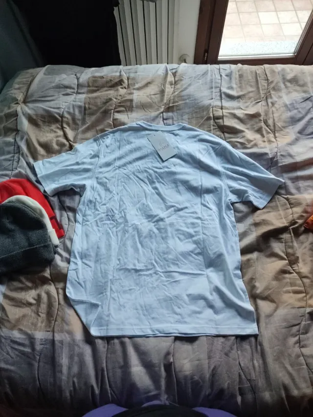 Maglia Staple L con cartellino