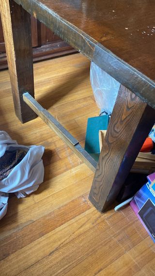 Mesa de comedor de madera