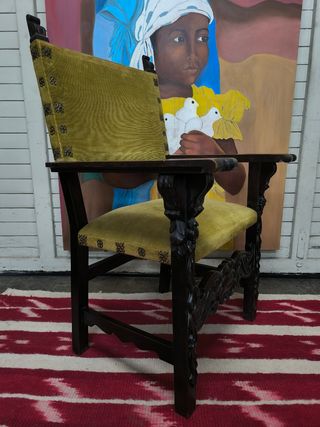 Tronos antiguos de madera. Pareja sillas.