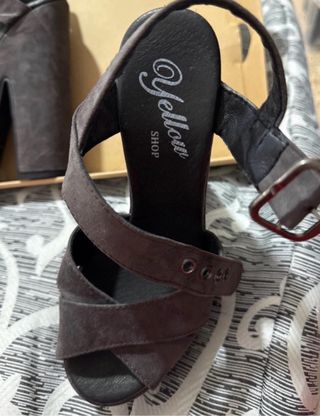 Tacones sandalias de 15.5 cm talla 37