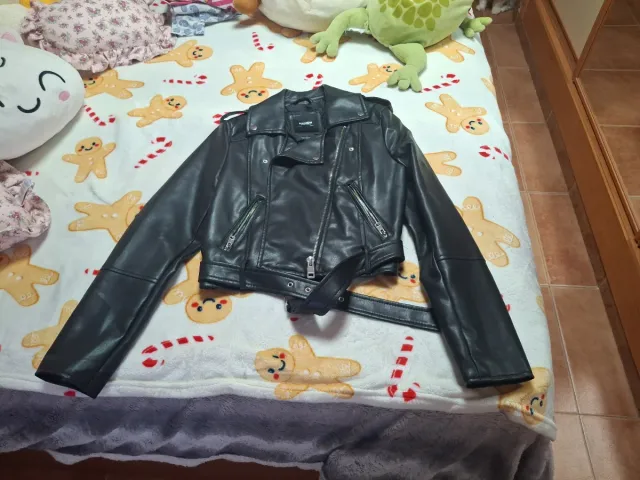 Chaqueta Polipiel Negra Talla L