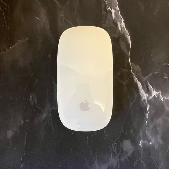 Magic Mouse 1 Apple