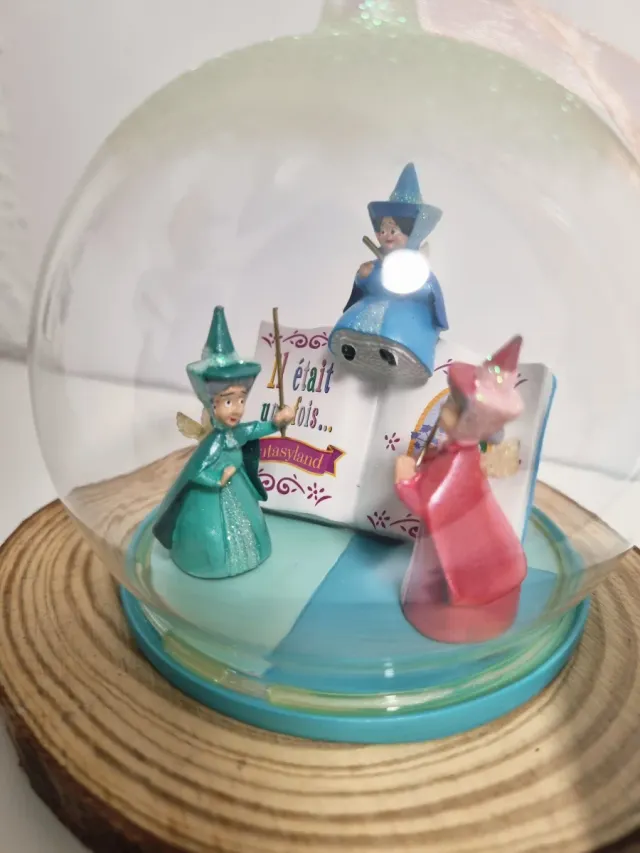 Adorno Bella Durmiente Hadas madrinas disney