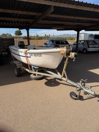 Barco con motor Tohatsu 9.8cv