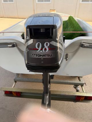 Barco con motor Tohatsu 9.8cv