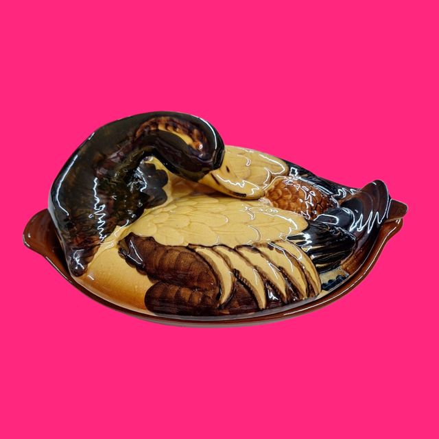 FUENTE BARRO HORNO TAPA FORMA PATO