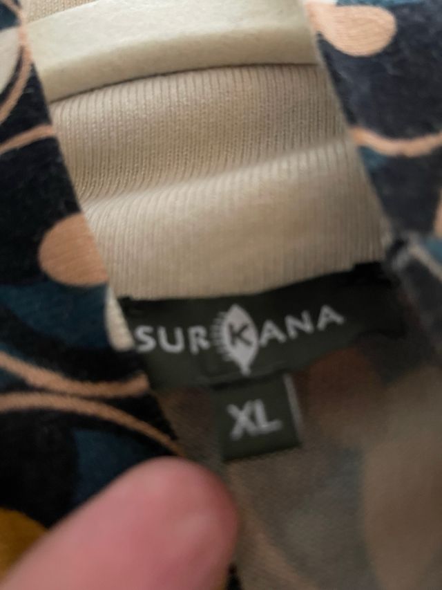 Vestido estampado cuello alto