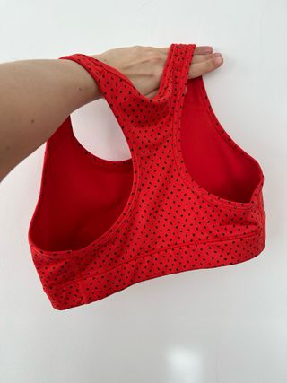 Top deportivo Nike talla S