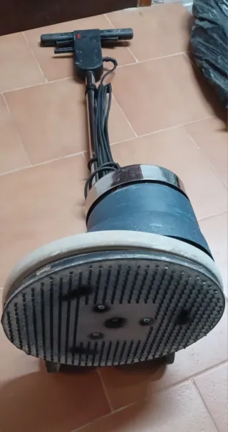 Pulidora y abrillantadora industrial