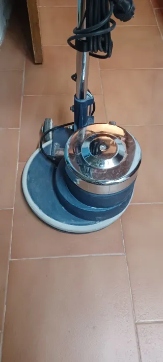 Pulidora y abrillantadora industrial