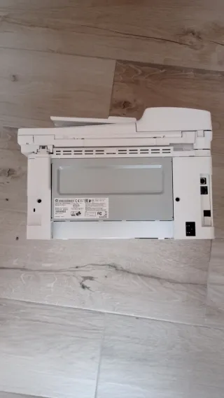 Impresora HP Láser Multifunción Blanca