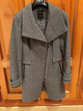 Abrigo Salsa Mujer Gris con Cuello Pelo