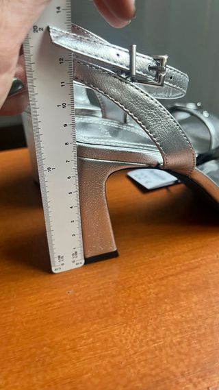 Sandalias Plata Tacón Ancho talla 37