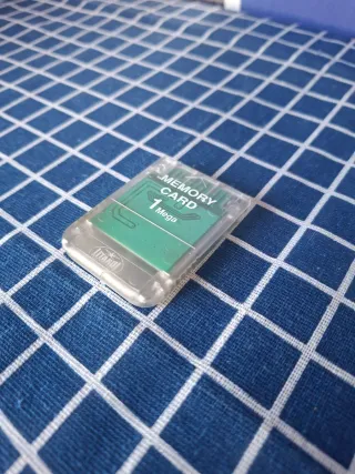 PS1 MEMORY CARD TRANSLUCIDA