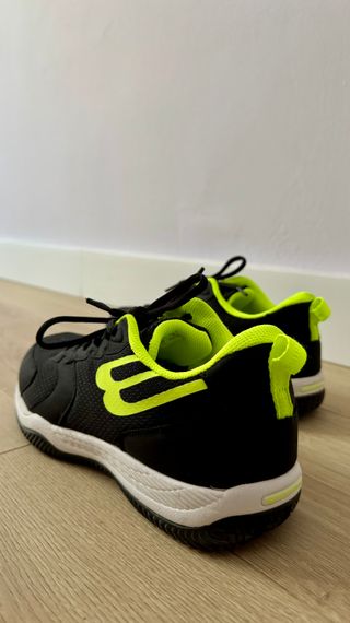 Zapatillas Bullpadel usadas apenas tres veces