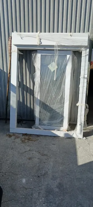 Ventanas con climalit o doble  cristal y persiana