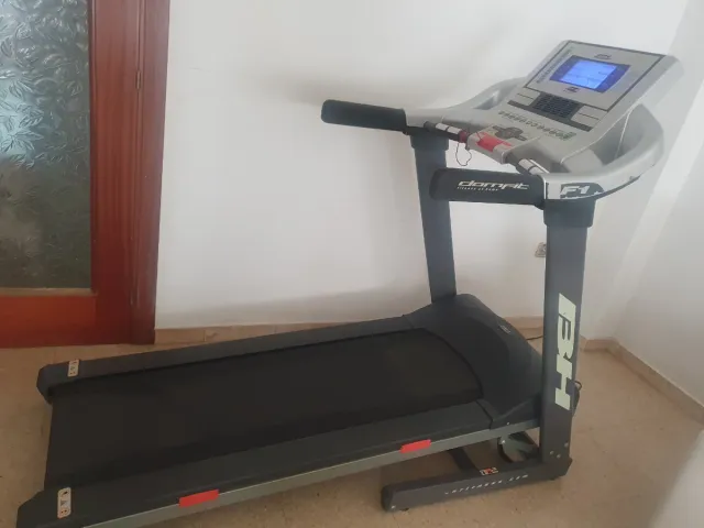 Cinta de correr BH Fitness