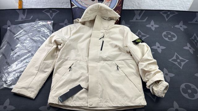 Stone Island Chaquetón Beige