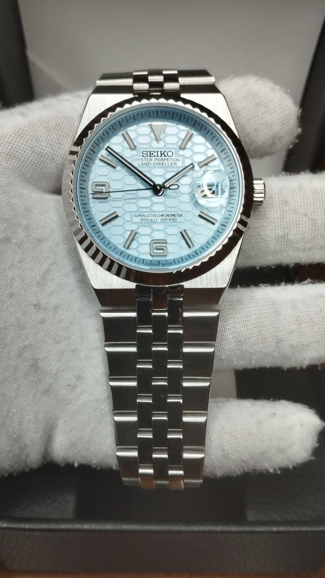 Reloj Seiko Mod Land-Dweller Jubilee Azul
