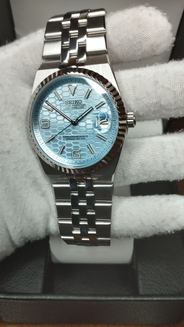 Reloj Seiko Mod Land-Dweller Jubilee Azul