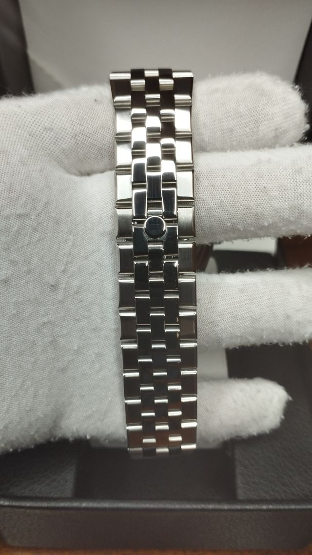 Reloj Seiko Mod Land-Dweller Jubilee Azul