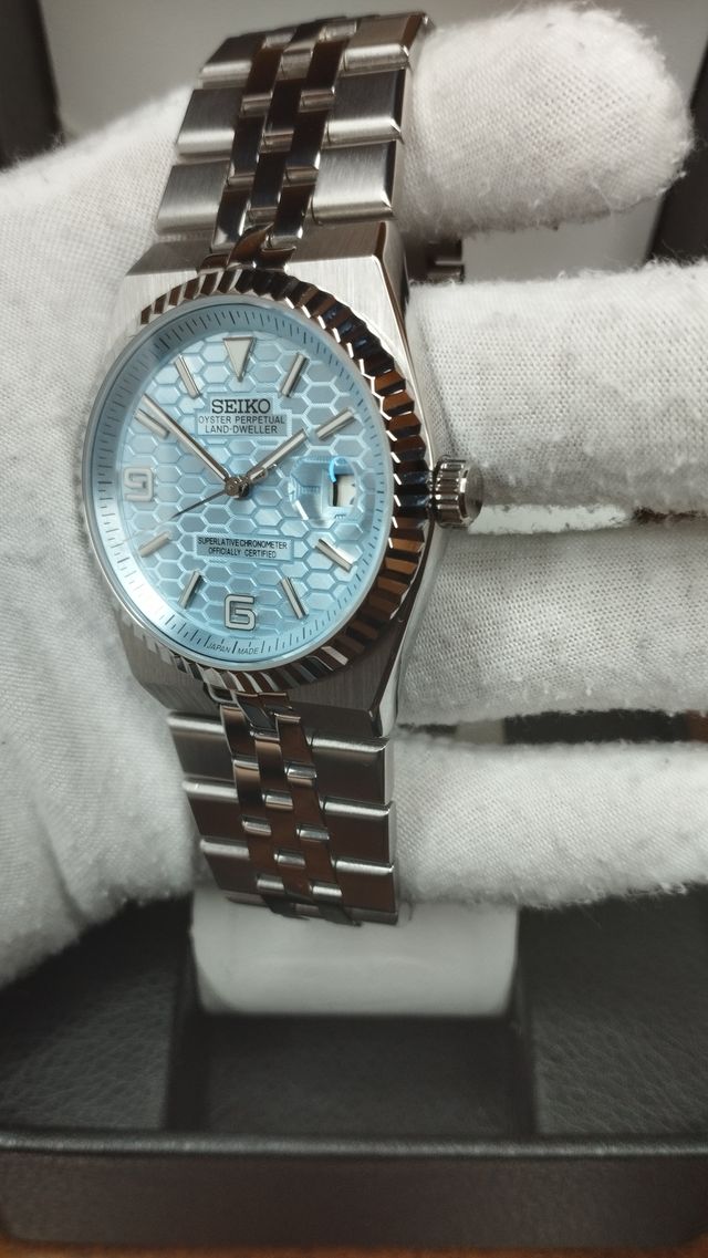 Reloj Seiko Mod Land-Dweller Jubilee Azul