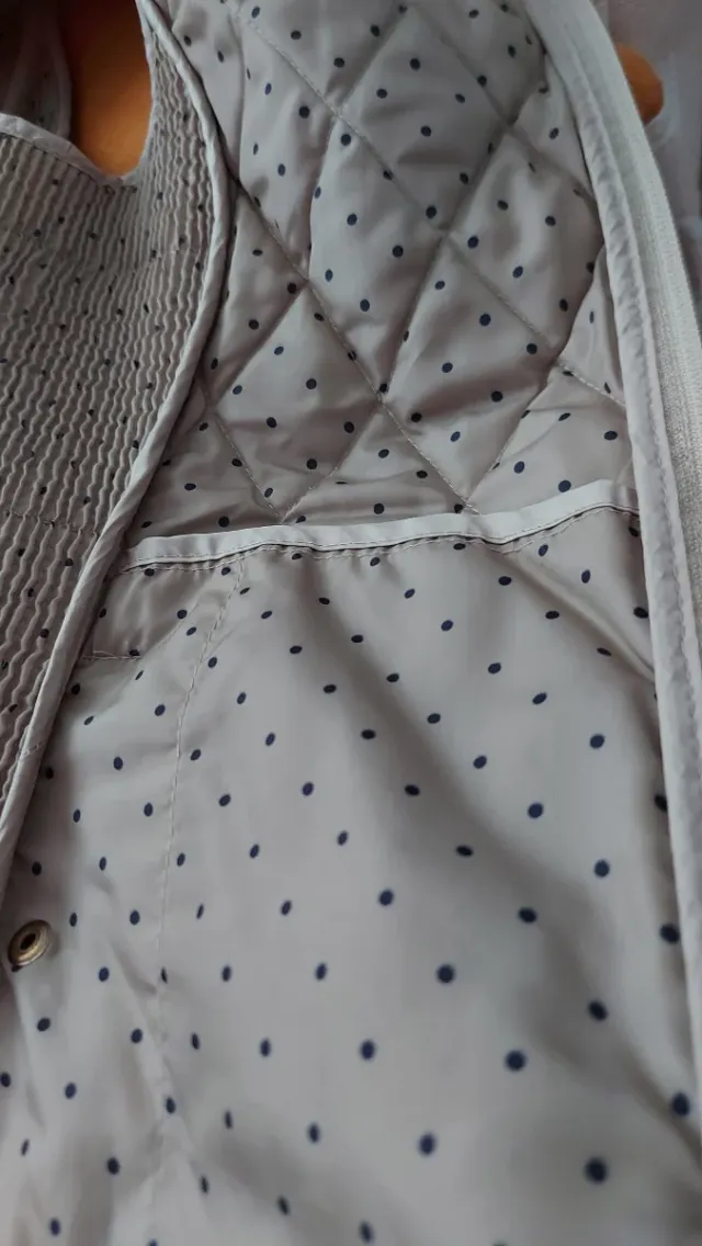 Chaleco acolchado fino ajustable