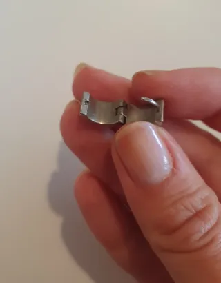 Orecchino cerchio acciaio vintage anni '90