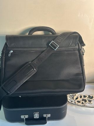 Borsa porta documenti Roncato nera.