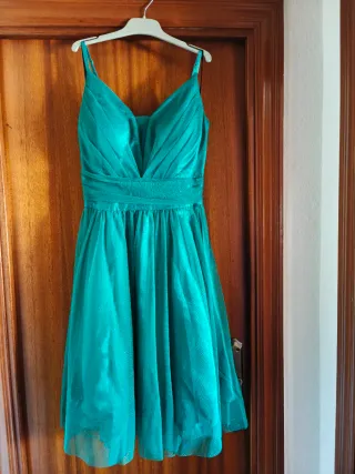 Vestido de fiesta verde brillante