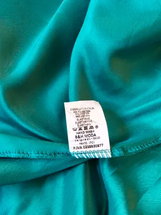 Vestido de fiesta verde brillante