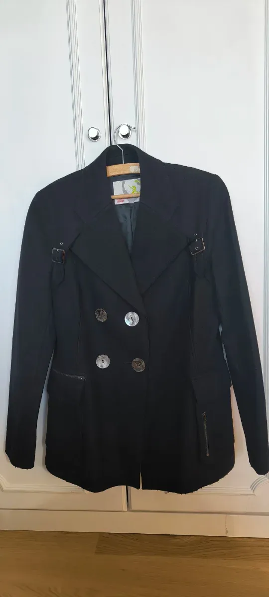 Chaquetón Negro Caramelo