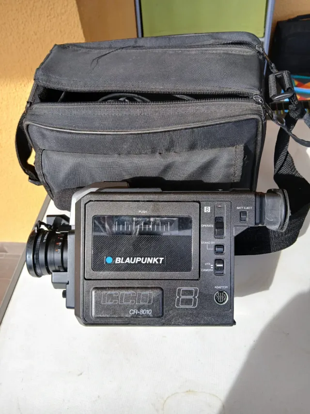Cámara Blaupunkt CCD CR-8010 con maletín