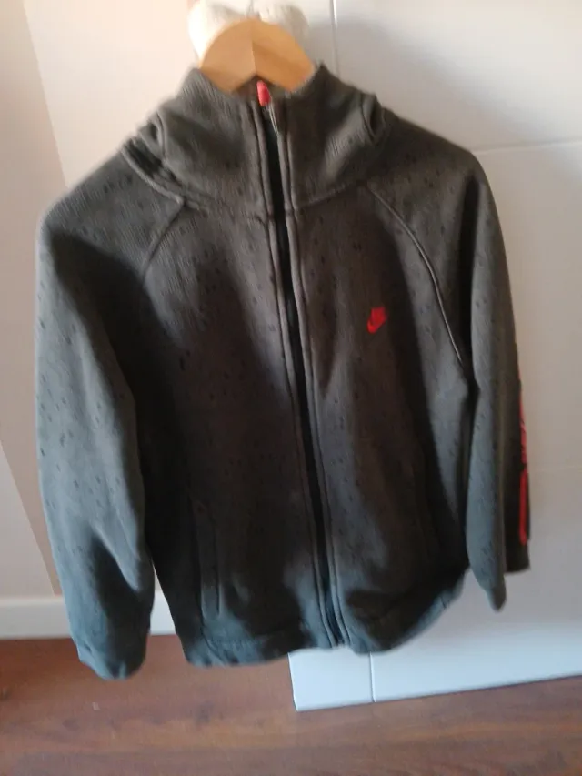 Chaqueta Nike Retro Gris y Roja